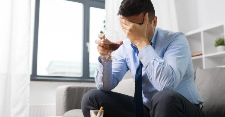 Leczenie alkoholizmu – czy esperal jest wystarczający?